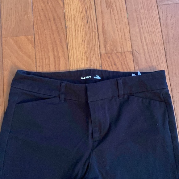 Women’s Old Navy Black Pixie Cut Never-Fade Pants - Picture 8 of 10